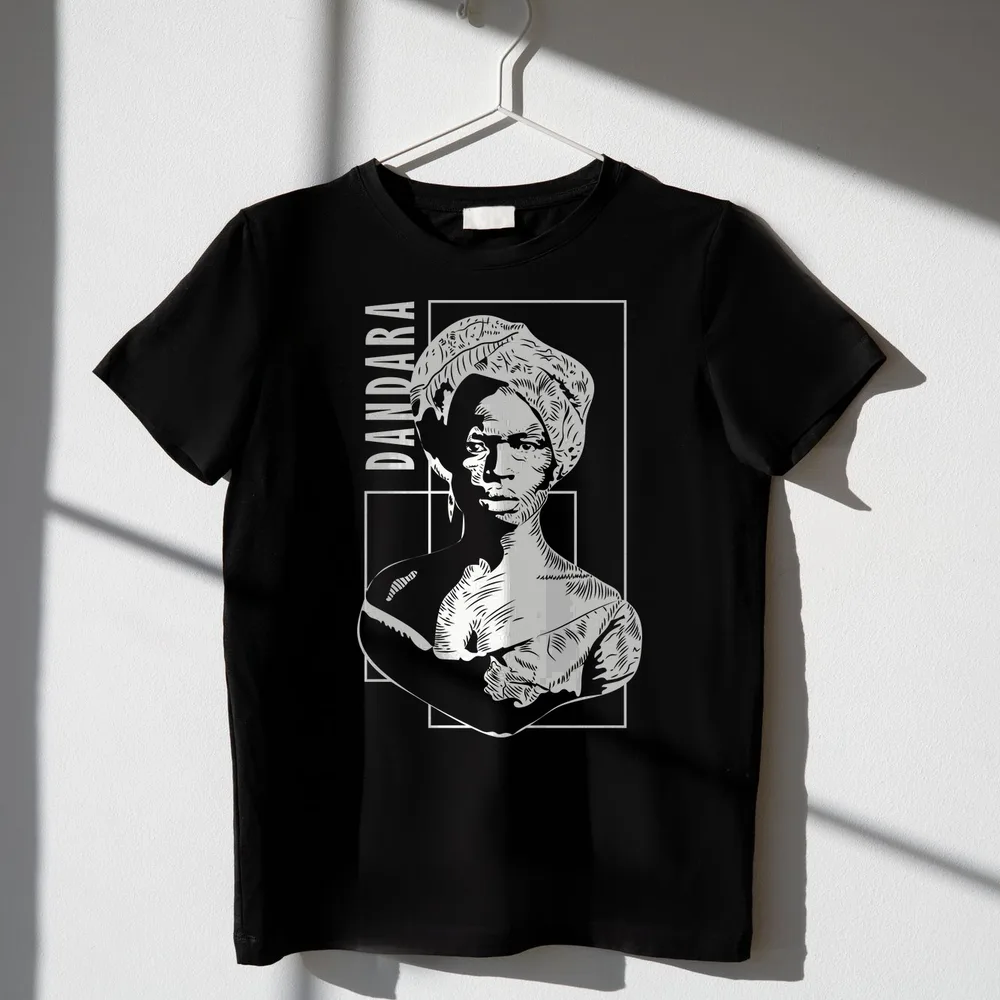 Dandara — Camiseta preta